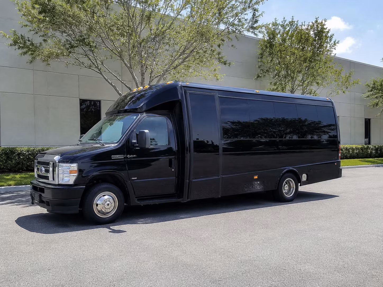 lees summit airport transportation