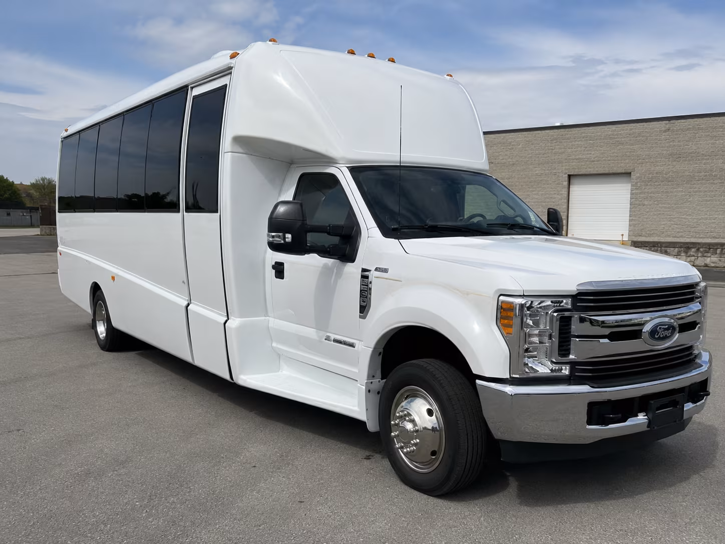 lees summit corporate transportation