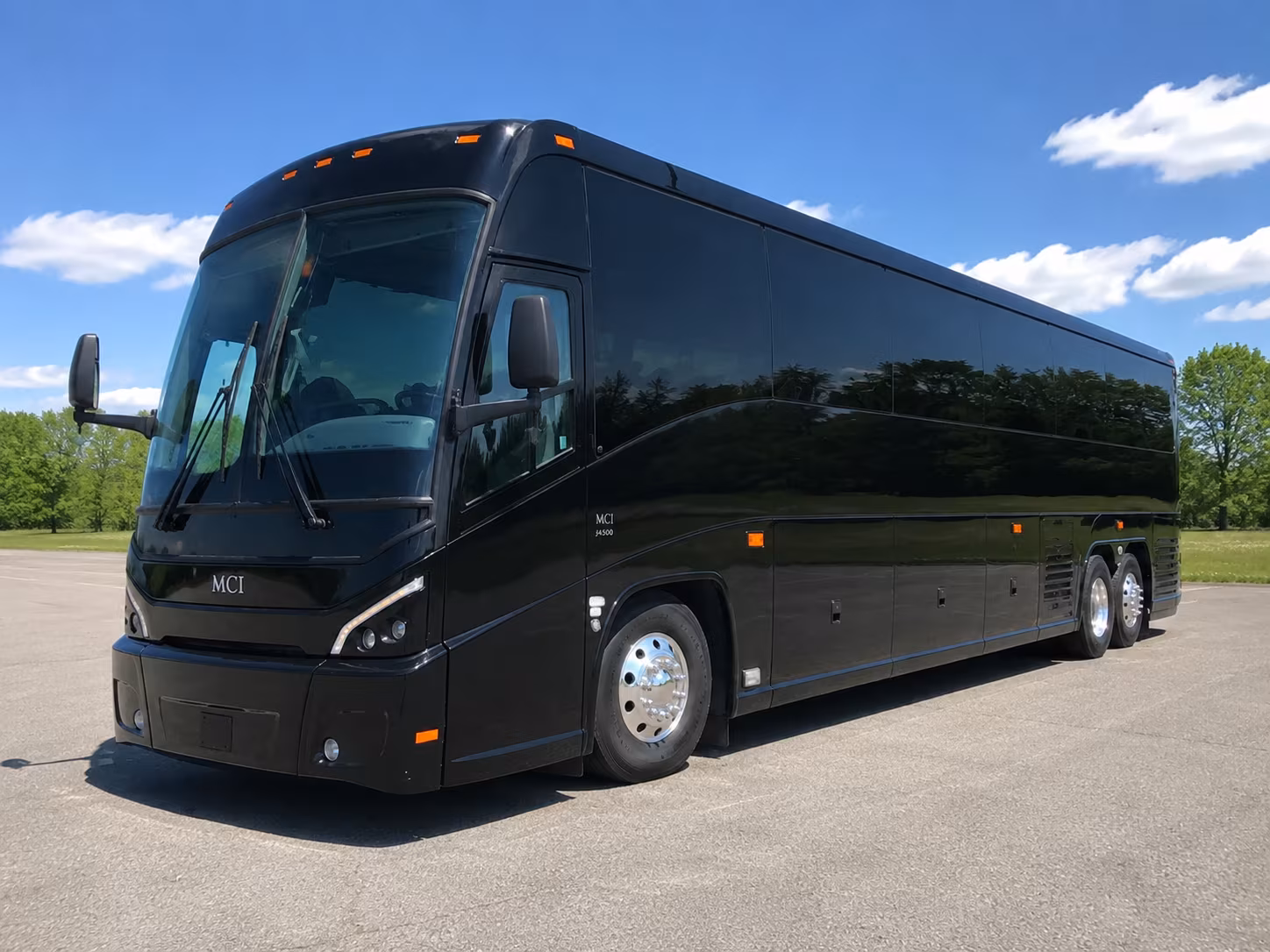 through a network of bus companies find transportation to sporting kc and t mobile center