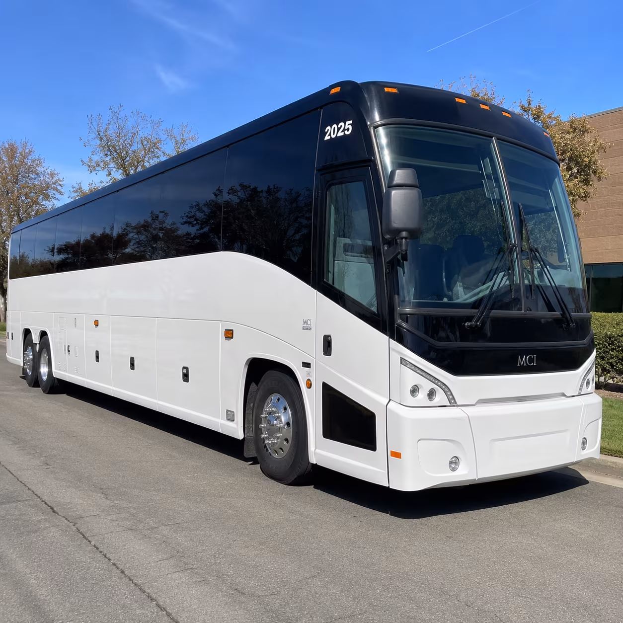 wedding shuttle buses serving lee s summit venues and the kansas city metro